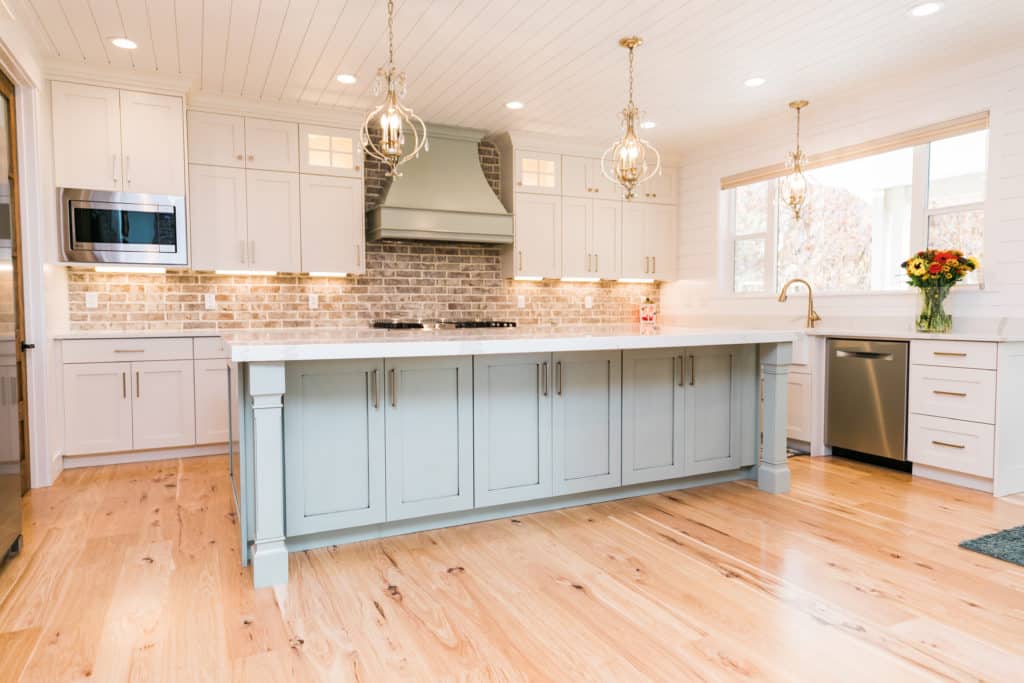 Cabinet Trends: Why All-White Kitchens Are Declining Kitchen Cabinets Ogden Utah