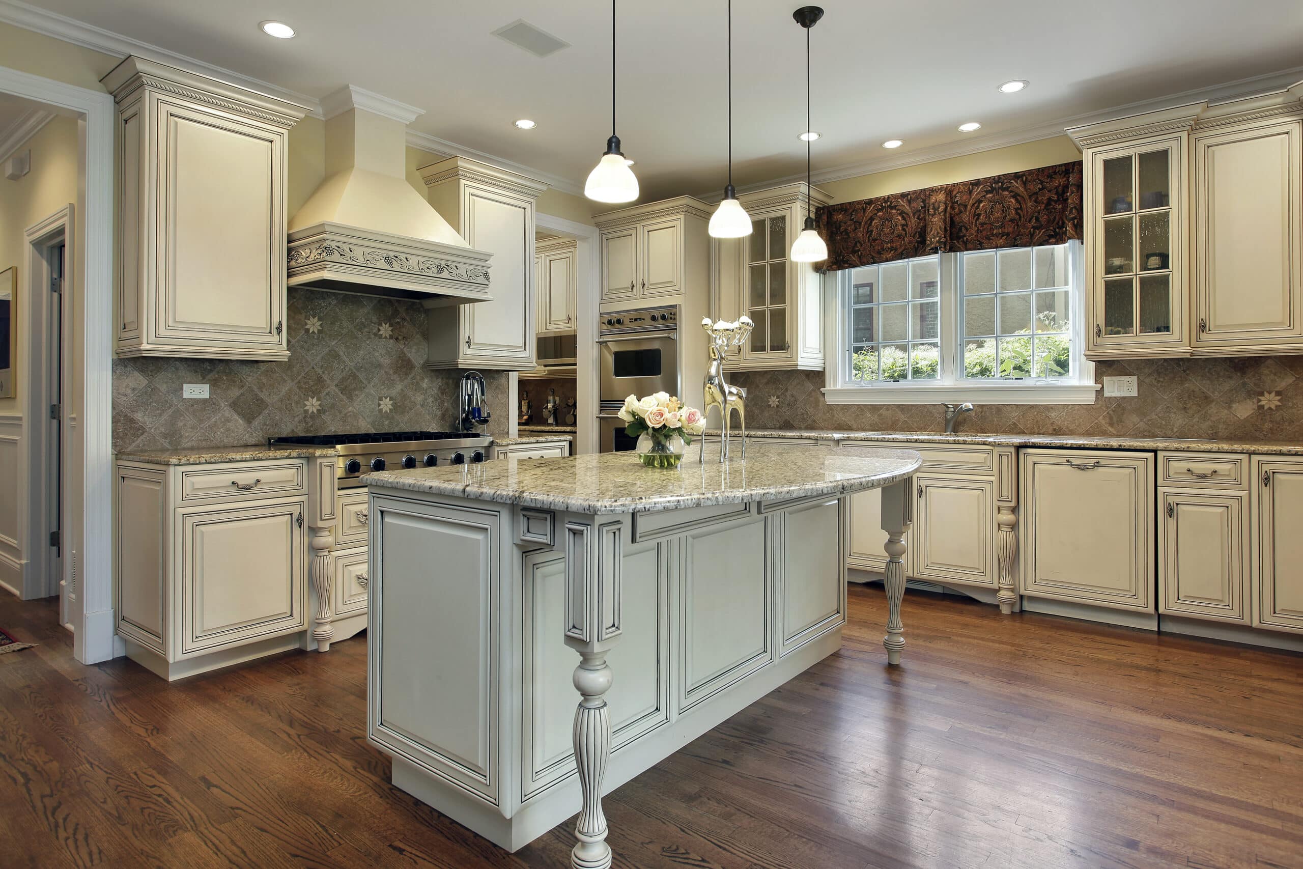 How To Choose The Perfect Kitchen Cabinet Colors
