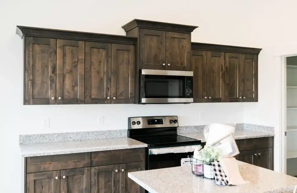 Custom Cabinets In Hooper, UT
Family-friendly kitchen