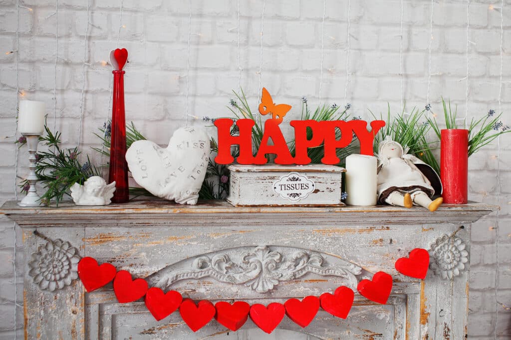 Stunning Fireplace Mantel Decor For Every Season Stunning Fireplace Mantel Decor For Every Season