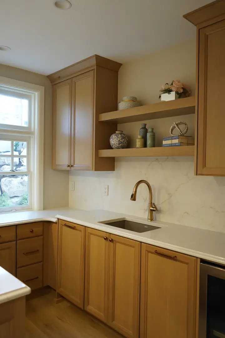 Mixing Open Shelving With Closed Cabinetry: Pros & Cons